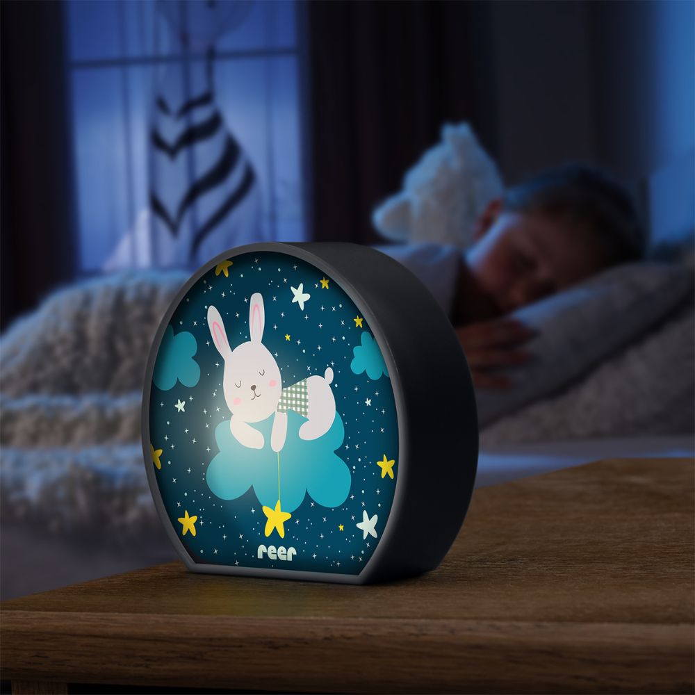Reer MyBabyLight Kanin – Nattlampe i Lysegrå – Beroligende Lys for Babyer – Fra 0 Måneder