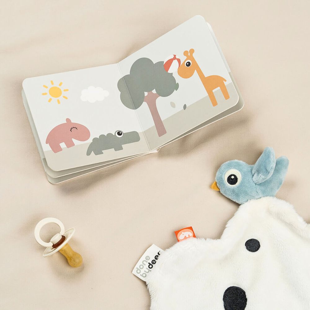 Done by Deer Pekebok med Raffi - detaljbilde