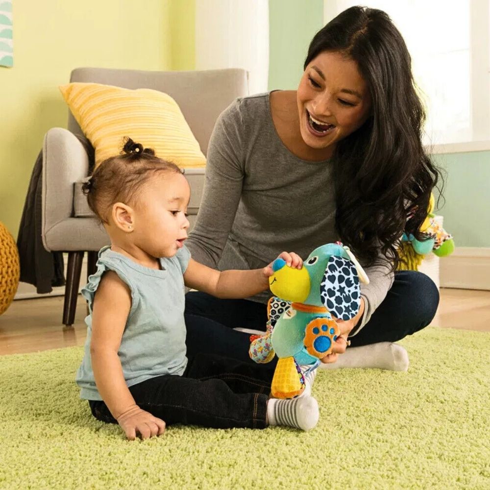 Lamaze Interaktiv Pupsqueak Valp med Bjeffelyd, Knitring og Rangle - bilde 3